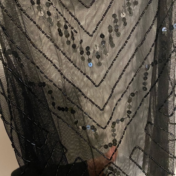 Sheer beaded top - Picture 2 of 3